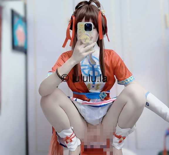 露出尿尿萌妹『一只啵啵兔』表面清纯校花嫩妹 私下是反差婊母狗,表面越是清纯私下越是放荡,玩的就是紧张刺激(130V)-福利岛