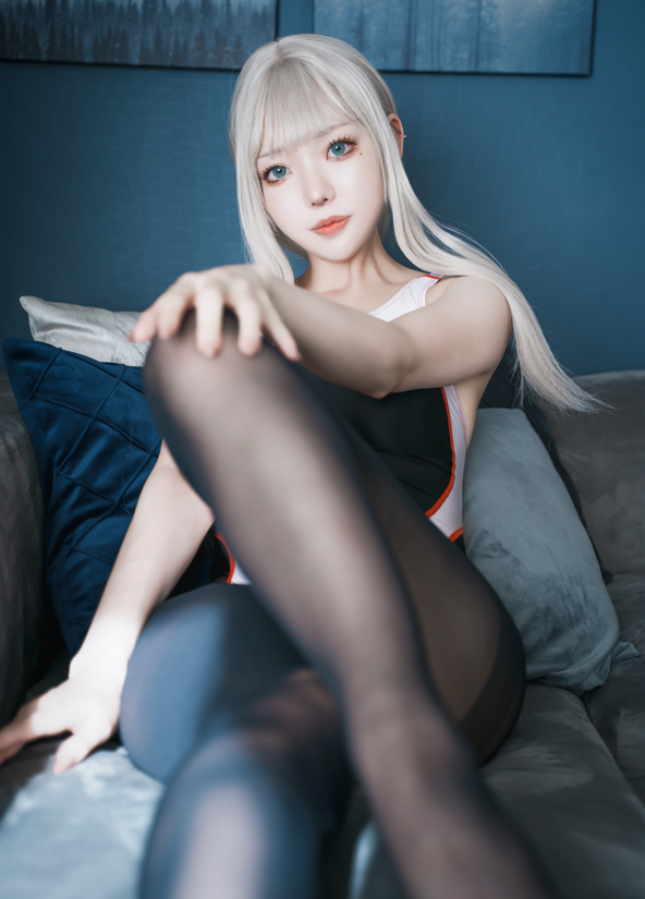 くろてぃあ (くろ) ROM写真集 – くろタイツ競泳水着 【60P99M】