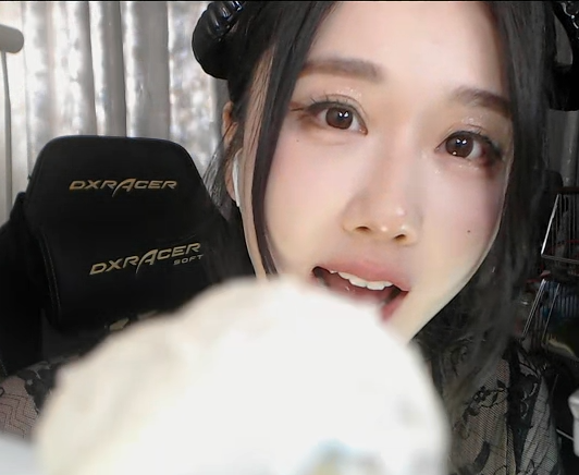 轩子 直播小切片 1V579M百度盘