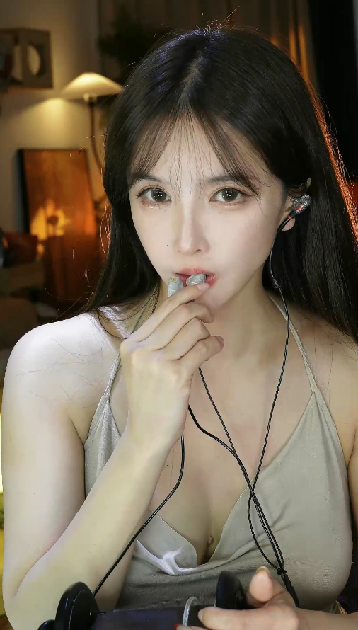 大艺术嘉   三上老师？？  1V259M百度盘