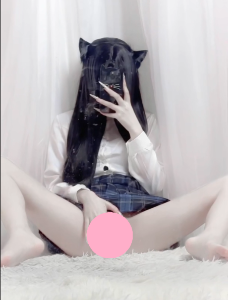 蛋卷 @yeyedanjuan – [520门槛] 10分钟 顶级白虎双马尾福利姬 萝莉 1V178M百度盘