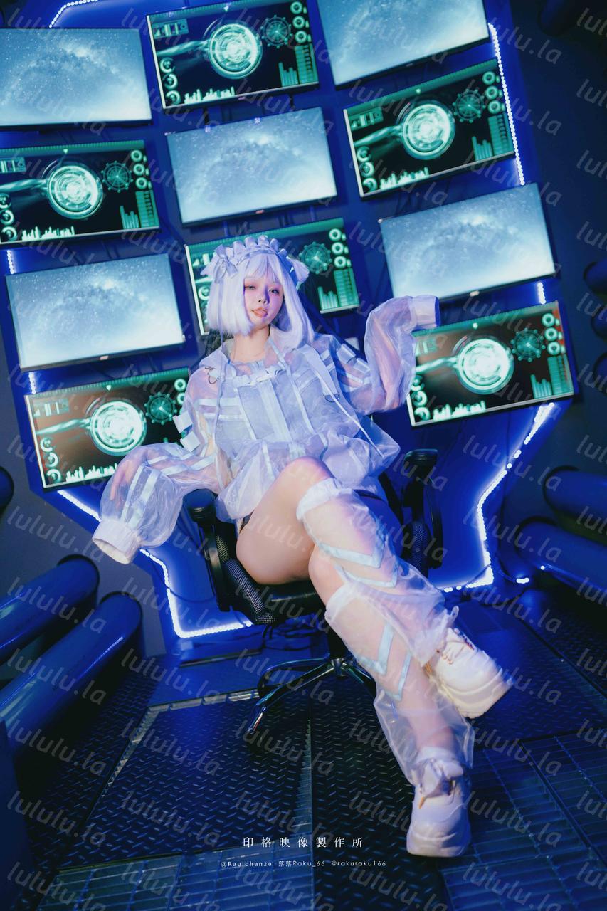 【新】落落 - 侵略者 [52P][426.96 MB百度云]