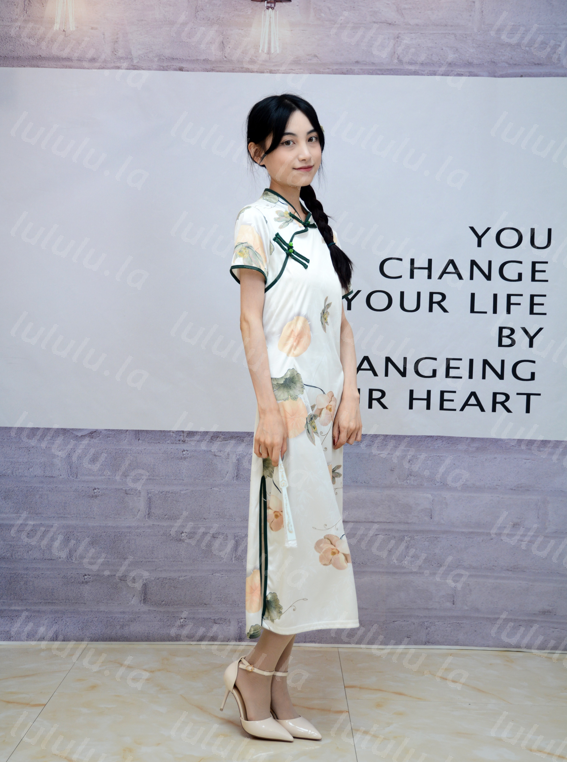 初夏女神 – 柒柒~沉鱼落雁-旗袍丝袜美腿 【110P1V819M】-福利岛