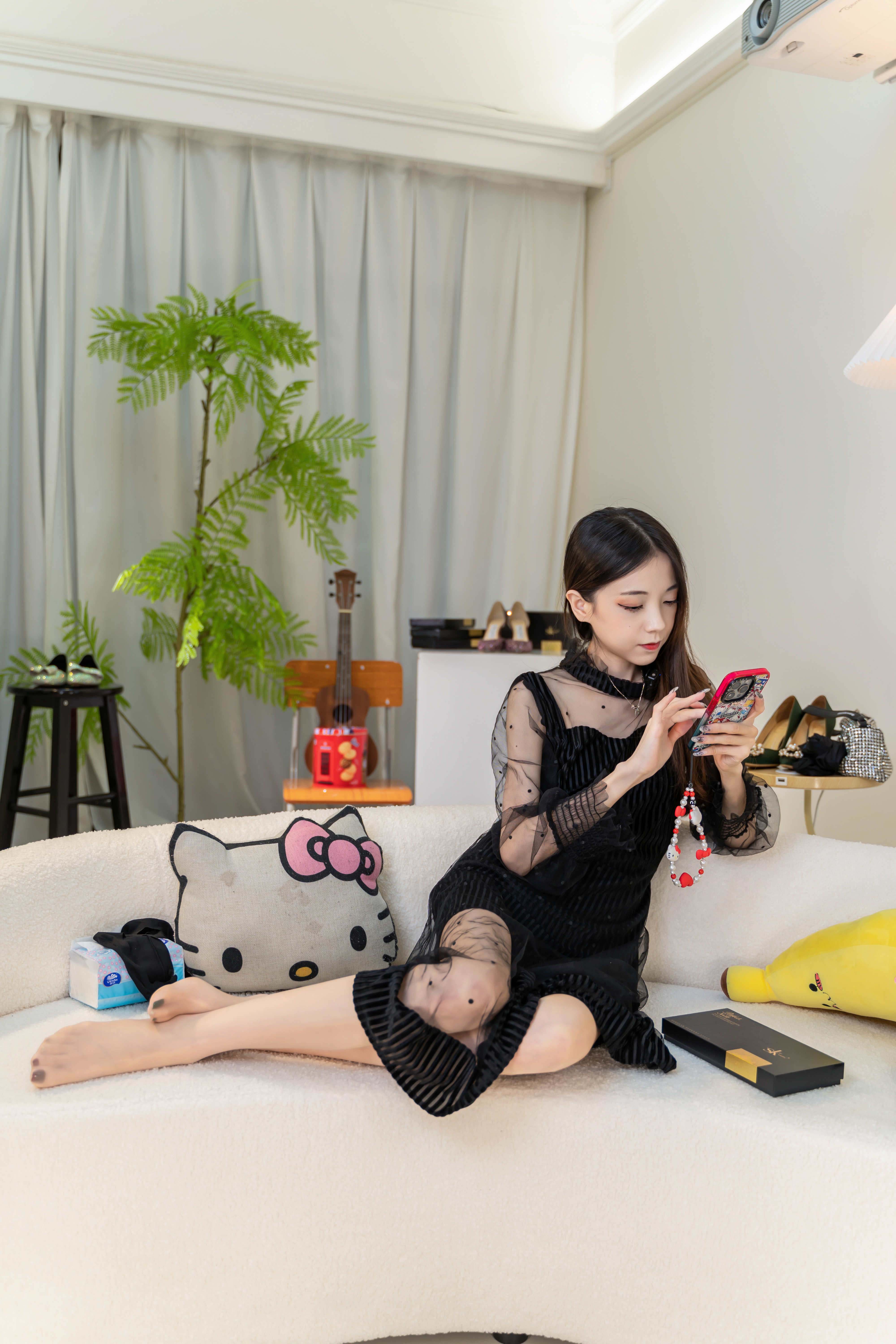 【新-足控】B站UP倩婷miki-250117+250124【15P+1V】【835MB百度云】