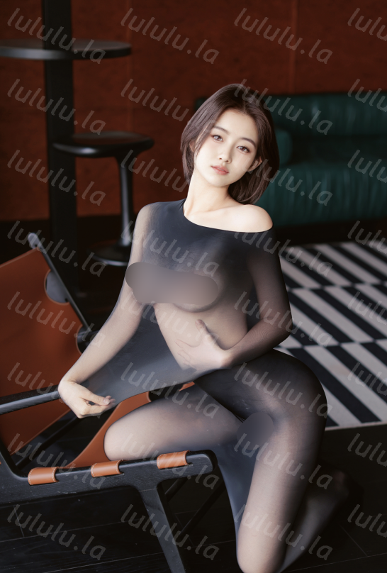 秀人嫩模-小橘子-三点全漏大尺度视图 全身连体黑丝发光肛塞(66P,2V,2G)-福利岛