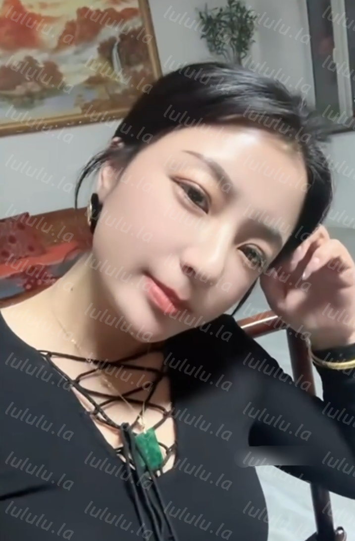 抖音极品少妇-二姐-高价啪啪自慰福利(1P,8V,1.1G)-福利岛