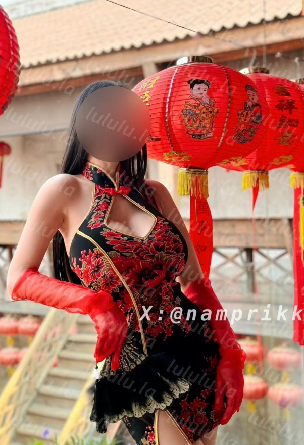 顶级巨乳-npxvip-2.4新年特辑2 大红旗袍 2(17P,1V,523M)