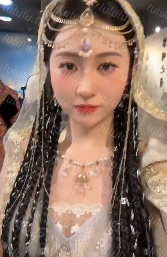 富二代约啪大神-Kabuto-05年极品校花女神（3V,767M）-福利岛