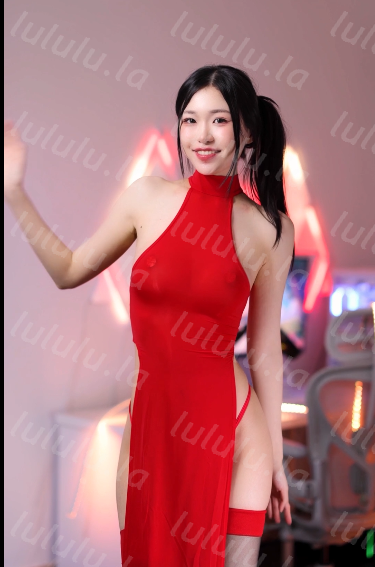 极品cos女菩萨-MERIOL CHAN-蛇年新春特辑 新年红裙(1V,442M)-福利岛