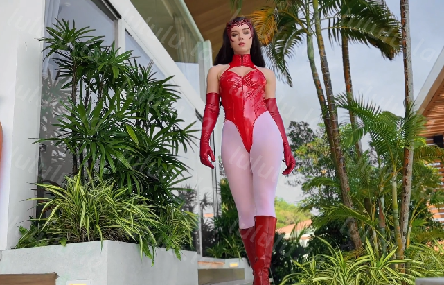 欧美人气cos女神-Sweetie_Fox-最新付费 绯红女巫(1V,666M)-福利岛