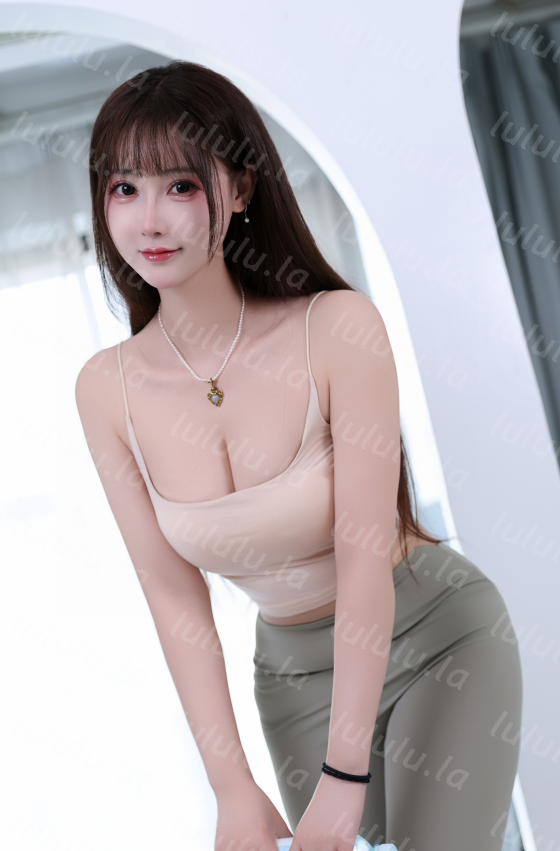 极品御姐-羽生三未 - 瑜伽姐姐 （42P,2V,379M）