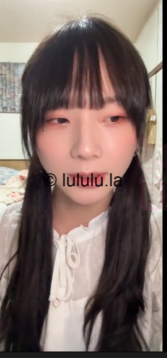 另类-湾湾极品伪娘 洪筱鈞-玩音樂遊戲可愛女子，竟然是女裝男子!（1V,2.63G）