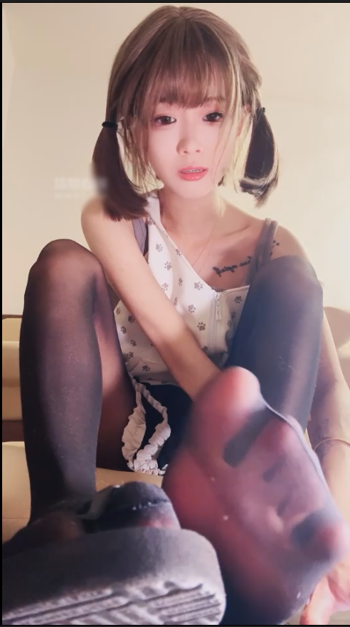 玩物直播奶味小仙女-20250529 诅咒全家死【1V】【277MB百度云】
