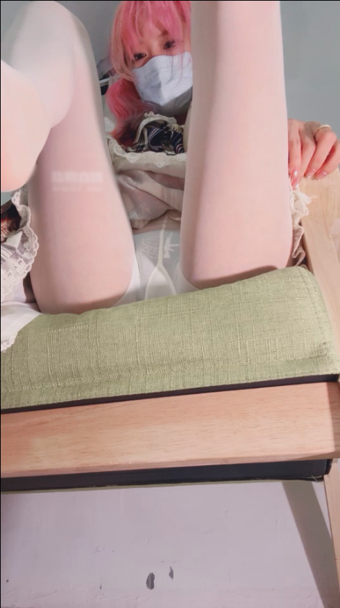 玩物直播奶味小仙女-20250621 裙下坐脸【1V】【221MB百度云】