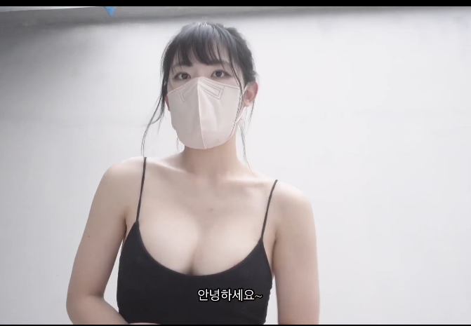 油管几十万粉韩国极品网红-heeyuri熙百合-25年生活VLOG+赞助福利自慰喷水（31V,1.22G）