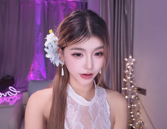 超人气御姐女神主播-KIKI（小野猫）-8.24源码录制原版水印大秀（2V,1.77G）-福利岛