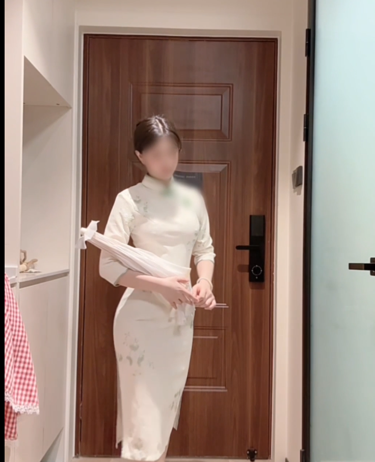 推特极品嫩妹-以安(小乔)-9月定制裸舞福利(13V,571M)-福利岛