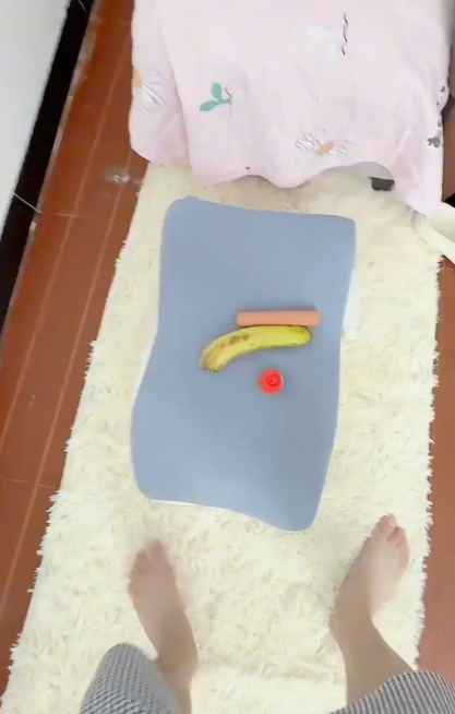 极品骚御姐-小姨子的秘密-剧情演绎 家里调教风骚小姨子(1V,626M)