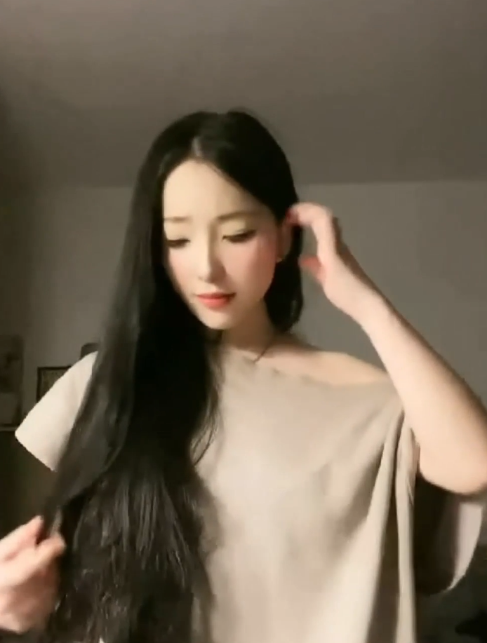 极品舞蹈老师-幻儿-高价1V1吃鸡自慰(1V,1.72G)-福利岛