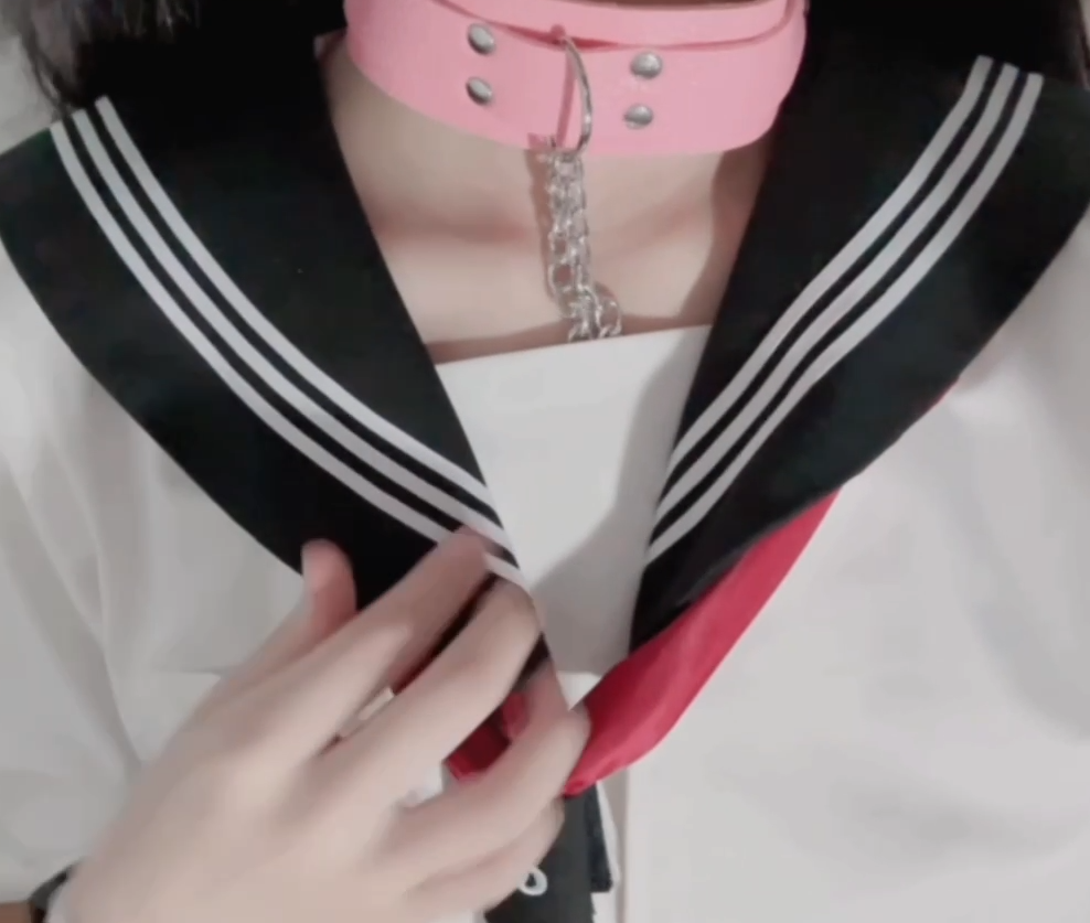 极品19岁萝莉福利姬-小温-新 JK水手服小母狗(2V,212M)