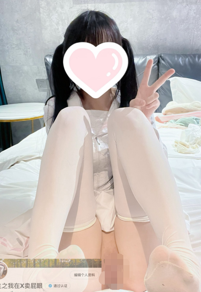 推特顶级萝莉嫩妹-重生之我在X卖屁眼-付费长视频福利（5P,1V,95M）