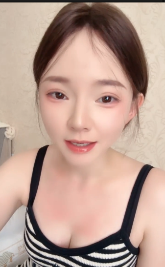 极品嫩妹主播-视觉系-自慰大秀（3V,3.91G）