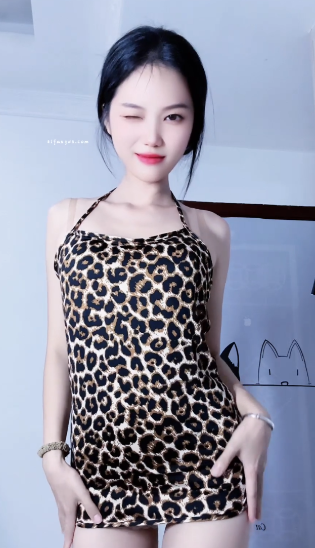 快手御姐- 燕儿（小舞）-顶胯抖臀骚舞福利（26V,3.97G）-福利岛