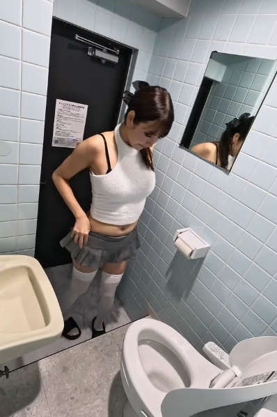 日本极品御姐-香月怜-新   在公共洗手间做爱真的让我湿透了（1V,232M）