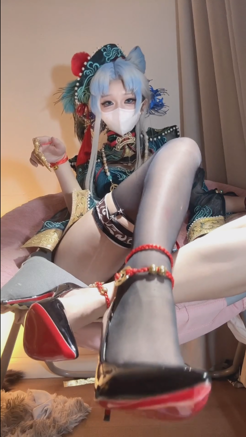 【新】芃芃大人-玉玲珑 僵尸娘 盯射 倒计时[2V][808MB百度盘]-福利岛