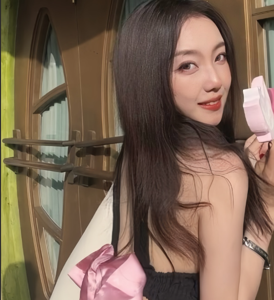 英国利兹女留学生口交私拍+南昌大学现场招聘台球缓交小妹2v150mb