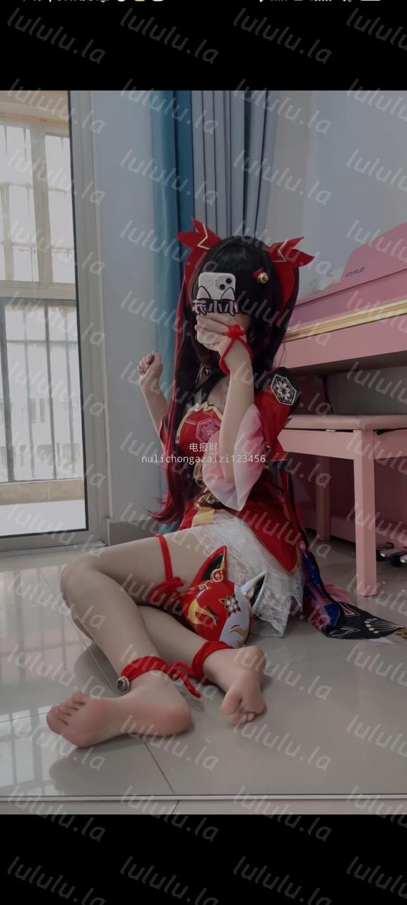 抖音小小苏 cos花火 足控 1v 236m