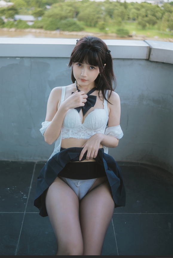 不呆猫 Vol.058 JK学妹户外 【59P390M】