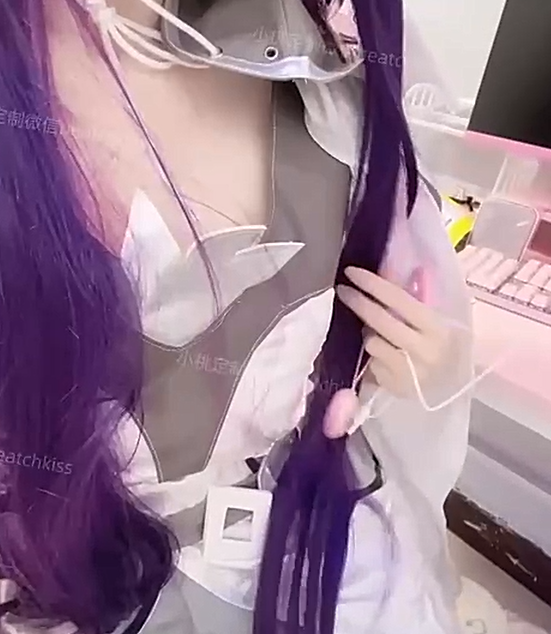 【捏捏小胖桃】 萝莉 cos 美乳 假鸡吧 观音坐莲