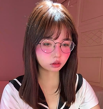 b站巨乳up豆芽炒肉丝炒一对一情趣内衣揉奶淫语诱惑
