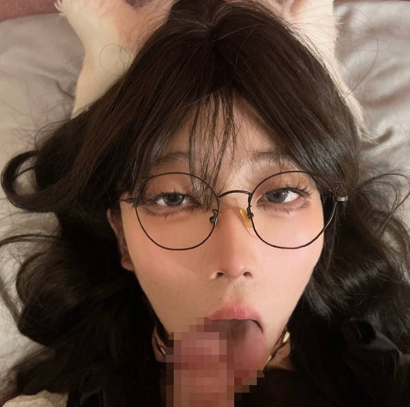 极品御姐Coser巨反差【虎皮折耳猫】 私拍合集