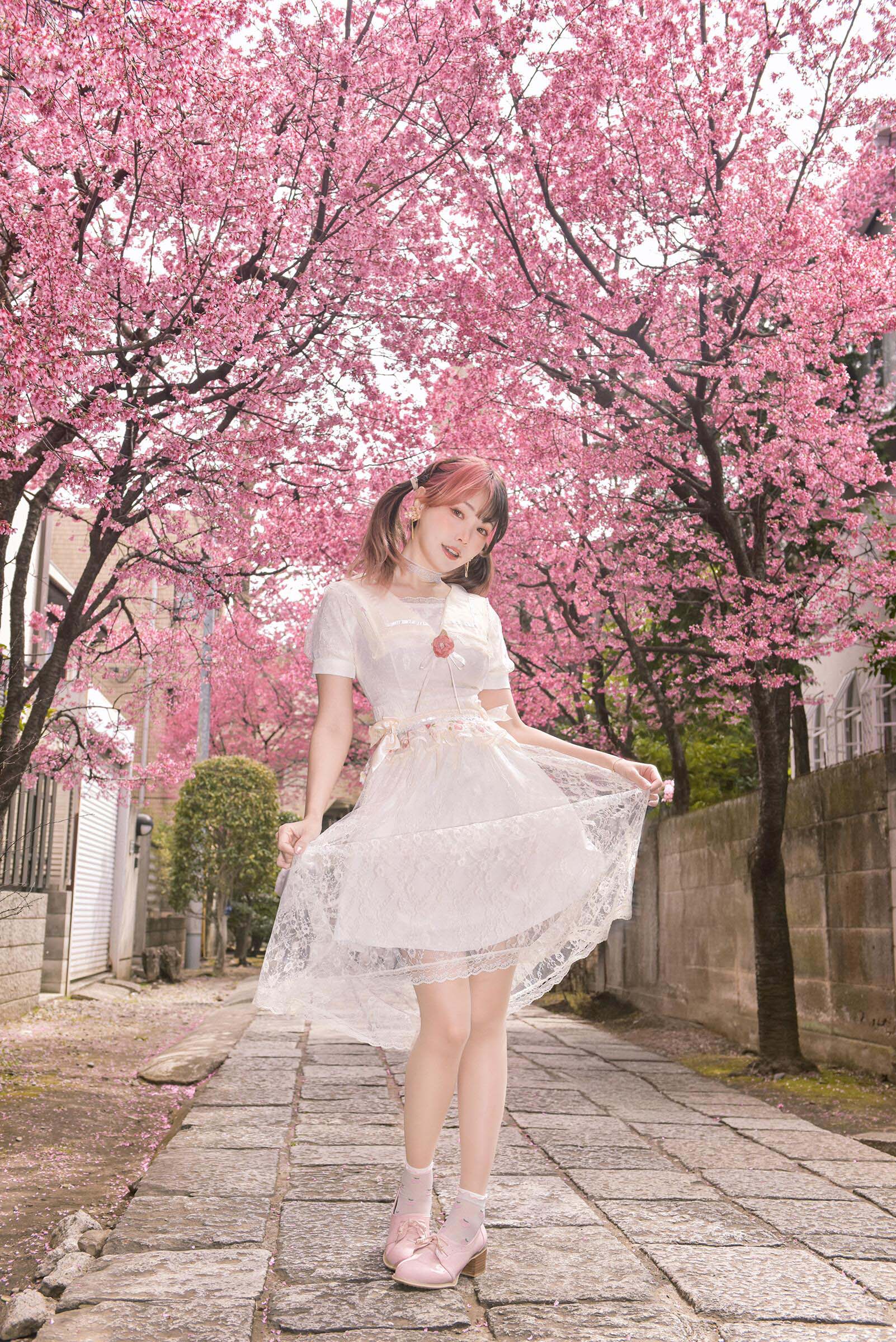 ElyEE子 - 2025年04月订阅 (4套)【92P+9V】【311MB百度云】