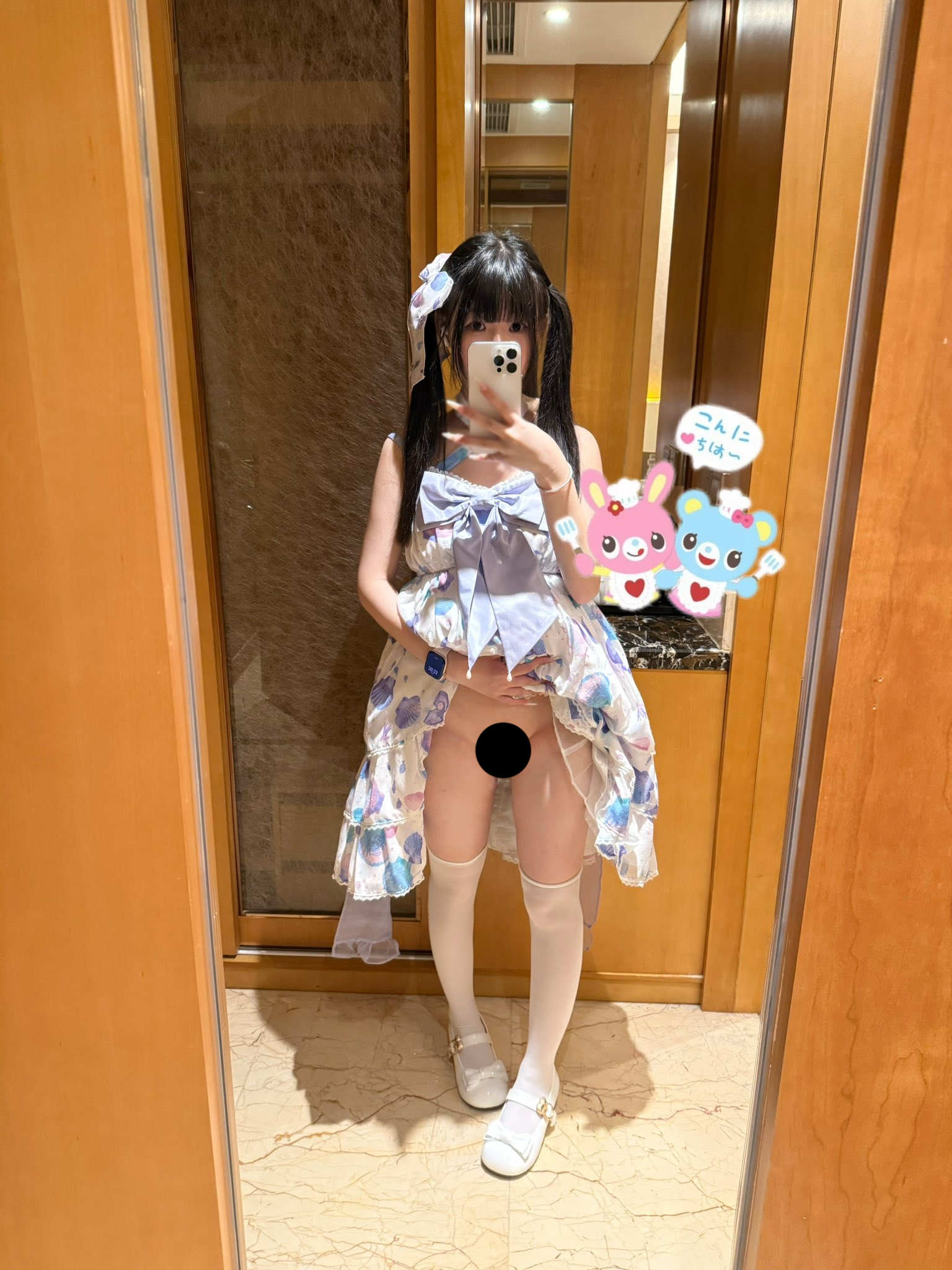 【新】萌小星@my_cutiestar -[188门槛] 17分钟 双马尾白虎萝莉福利订阅【24P+26V】【349MB百度云】