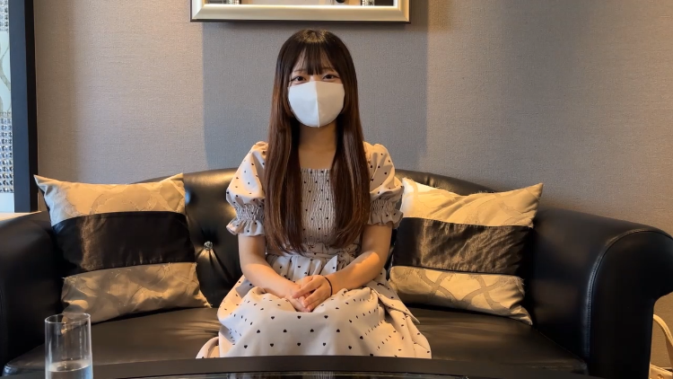 FC2PPV-4759180 超极品偶像颜值少女 【有码 1V 2.86GB】