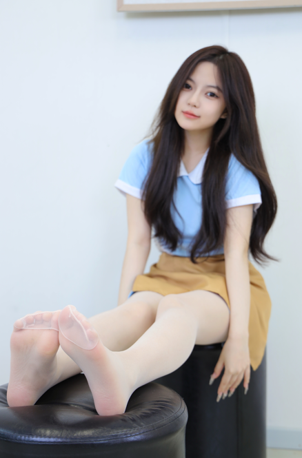 【自购 足控福利】绮梦摄影：第330 小P （无印珍藏版）【图包+视频】 【320P 1V 9GB】