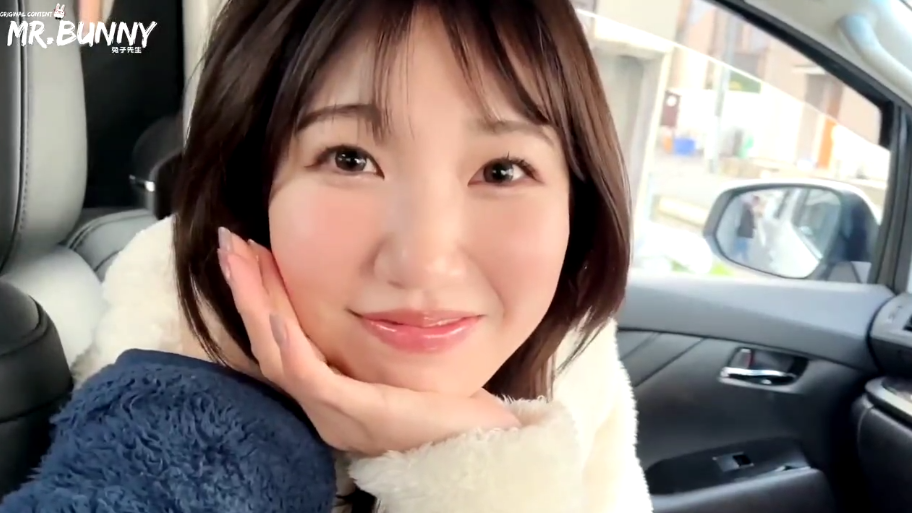 香月怜-长腿女神在车内自慰呻吟不断 【1V 588MB】