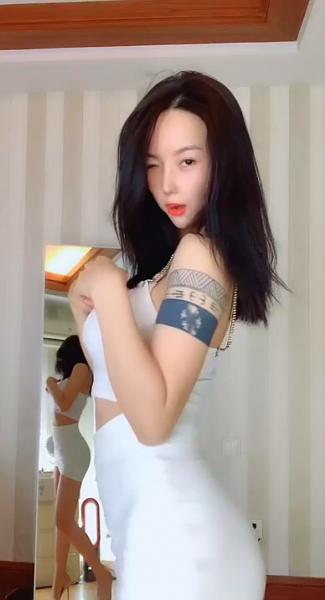 190251bqcx9zp7pfevrxfn.png.thumb
