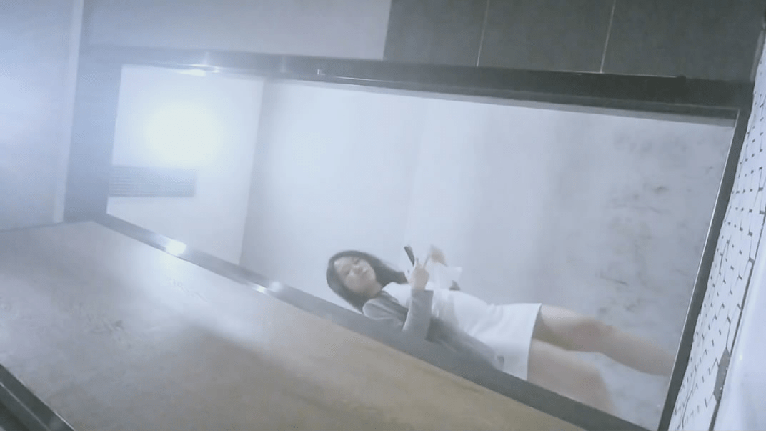 十一月最新流出❤️酒吧女厕高清后拍几个周末来喝酒的学生妹逼逼粉嫩高清无水印原版