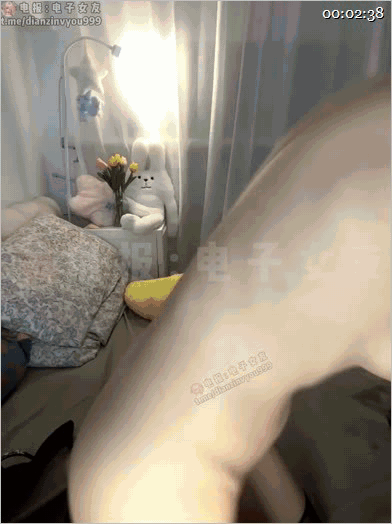 【StripChat】11月开票秀,原相机露脸喷水黑丝人妻「Mmo66」大黑啤酒瓶插入小穴,插入肛交M腿骑乘喷水-福利岛