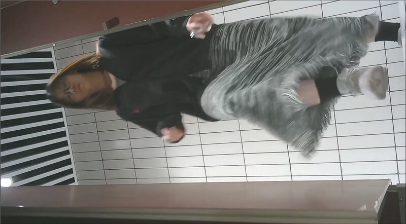 饭店女厕全景偷拍10位美女食客各种极品鲍鱼完美展示 预览图 1