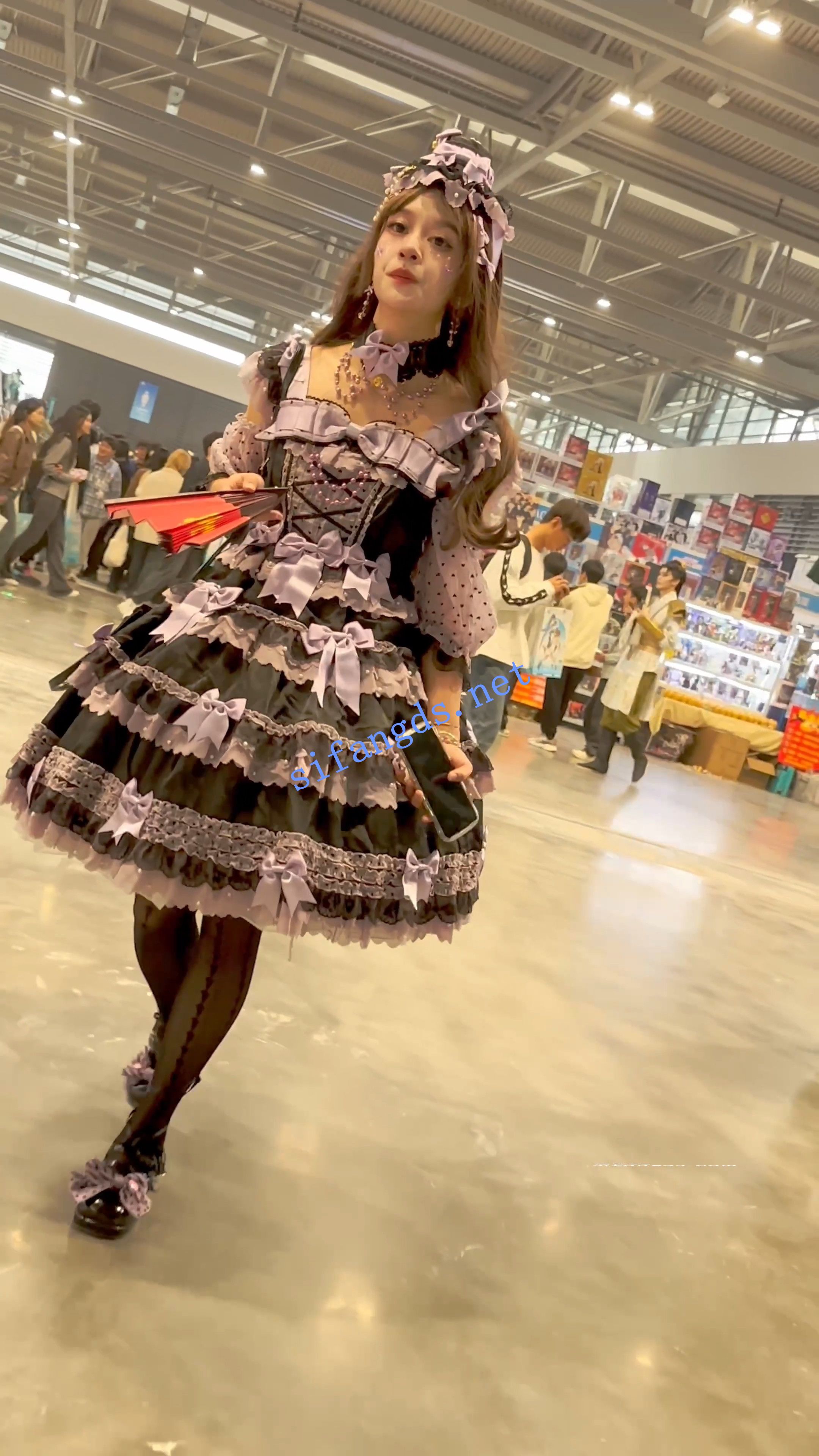 【KFC】洛丽塔萌妹独自逛街·黑色丝袜淡粉色内内前后CD 预览图 1