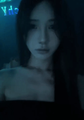 山西大同酒吧小公主❤️姜雯雯❤️被金主2000拿下带走狂操对镜口交疯狂后入 汁水四溢呻吟不断！ 预览图 1