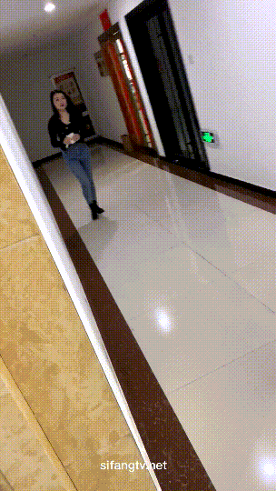 ⚫️厕拍大神潜入写字间女厕隔板缝4K实拍多位办公妹子方便，同步露脸照(7V)