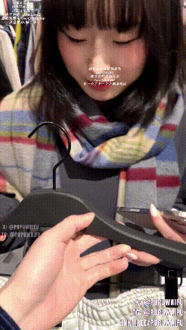 原创博主 噗噗/pupuwaifu 11月28日更新 试衣间开啪 被干到失神完全叫不出来 还有那么多人在外面呢