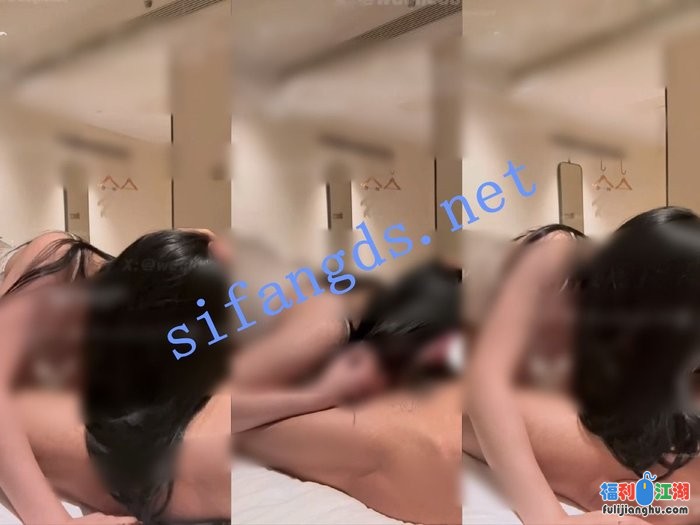 【重磅】顶级约啪大神【我的枪好长】NTR系列最新完整32分钟[某房原版]【2.69G】 预览图 1