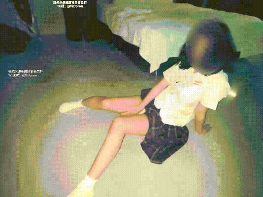 ✅泡良专家『啾啾大神』《19岁大一高校生》艺术学院在读女妹妹 超反差极品身材 嗷嗷叫的特别爽 什么姿势都会(3V) 预览图 4